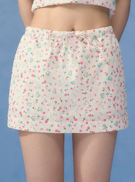 Floral Slim Fit Mini Skirt