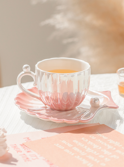Pearl Shell Teacup Set