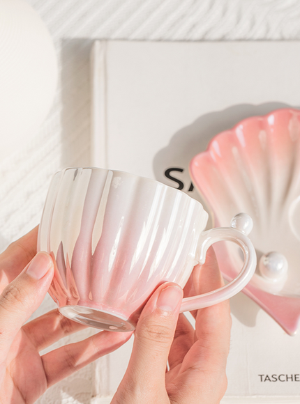 Pearl Shell Teacup Set