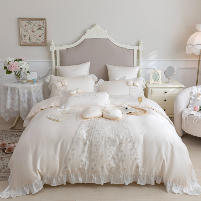 Embroidered Bow Lace Bedding Set