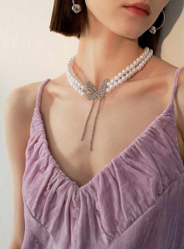 Crystal Papillon Pearl Choker