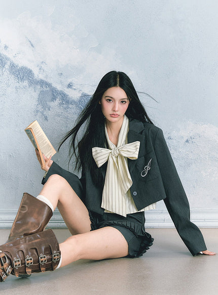 Cropped Blazer & Pleated Shorts Set