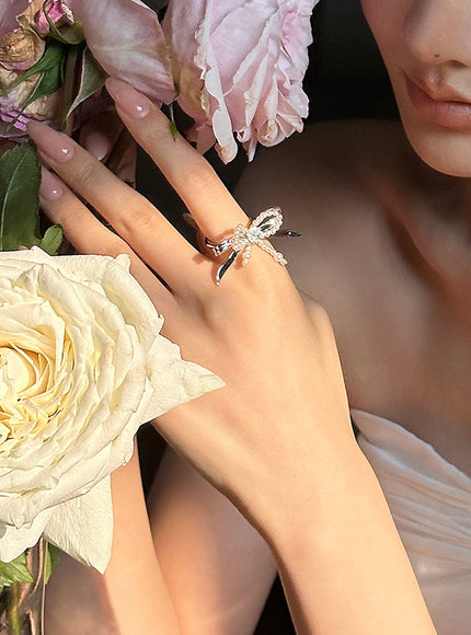 Pearl Lustre Tie Open Ring