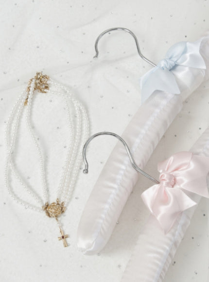 Lace Bow Puff Hanger