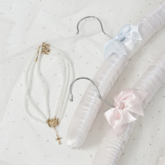 Lace Bow Puff Hanger