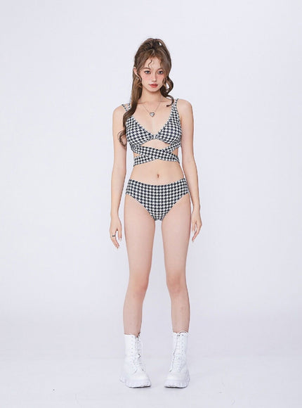 Houndstooth Twist Front Bikini Set