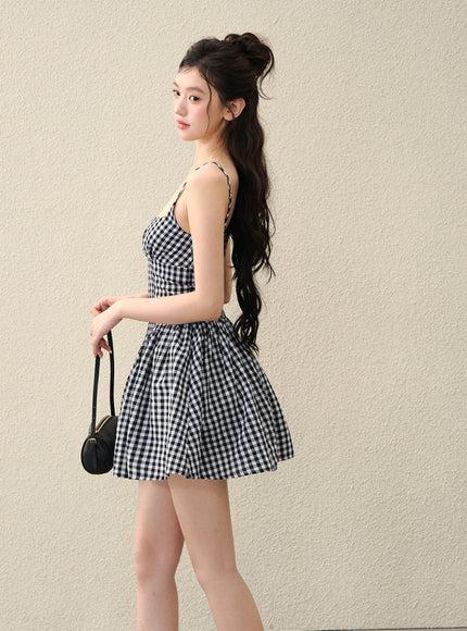 Milk Ribbon Gingham Dress - Black