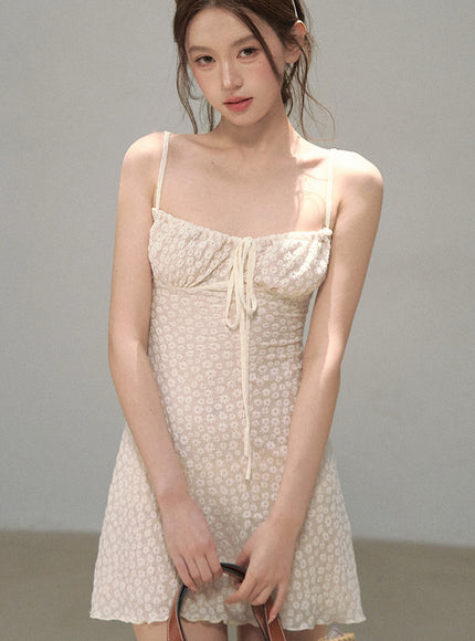 Daisy Ribbon Summer Petal Dress - Ivory