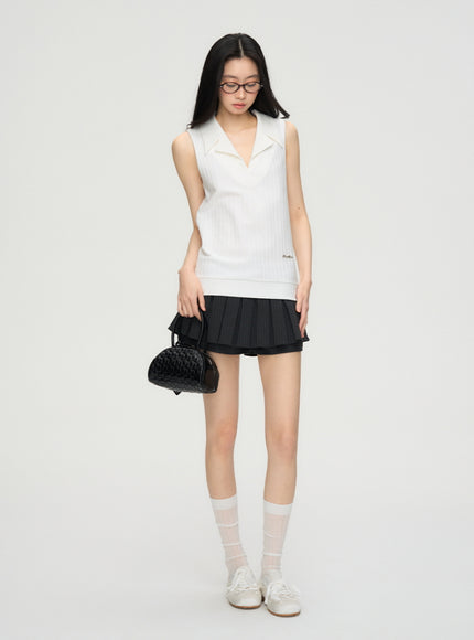 Minimal Chic Sleeveless Top