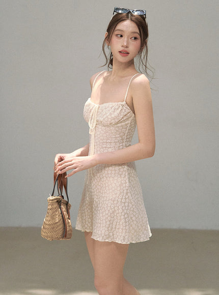 Daisy Ribbon Summer Petal Dress - Ivory