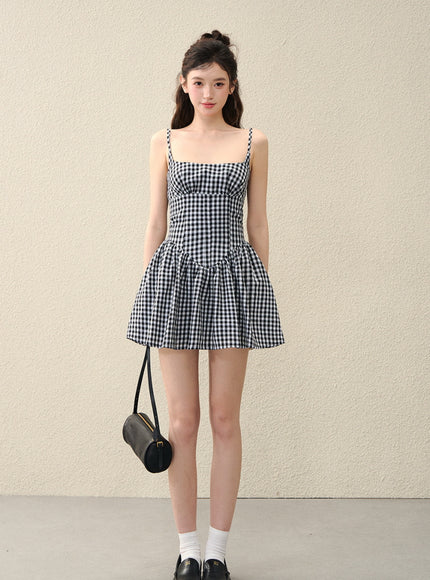 Milk Ribbon Gingham Dress - Black