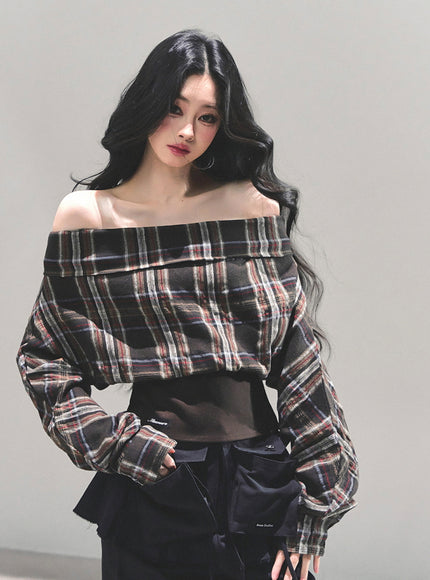 Off-Shoulder Plaid Cropped Top