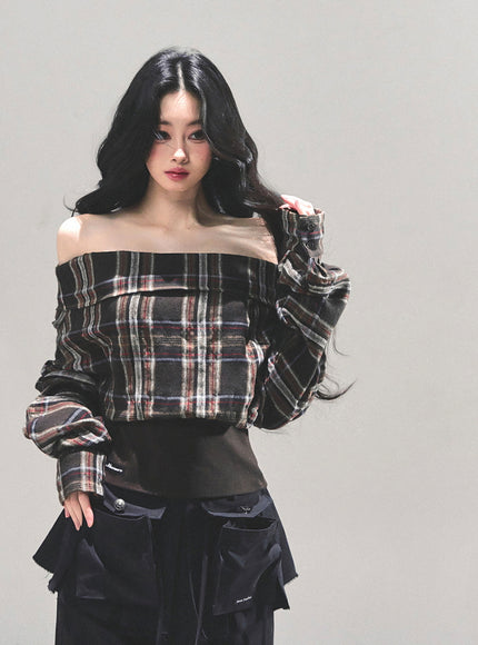 Off-Shoulder Plaid Cropped Top