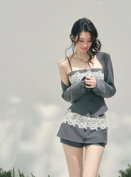 Feminine Edge Layered Set