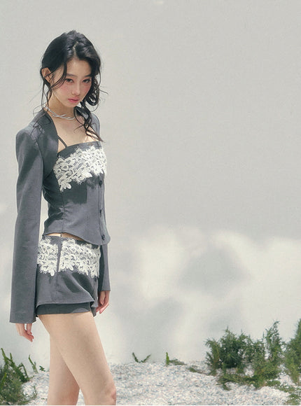 Feminine Edge Layered Set
