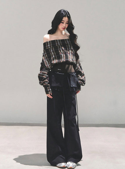 Off-Shoulder Plaid Cropped Top
