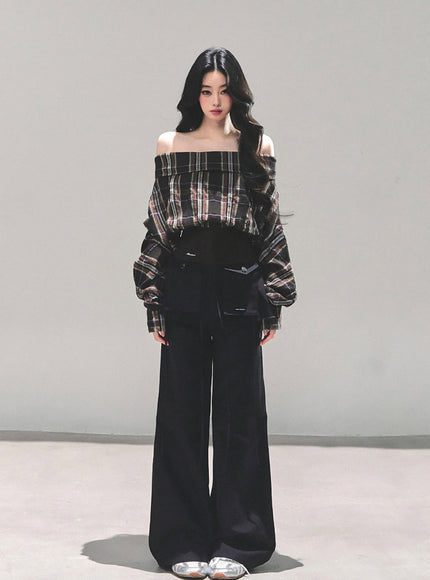 Off-Shoulder Plaid Cropped Top