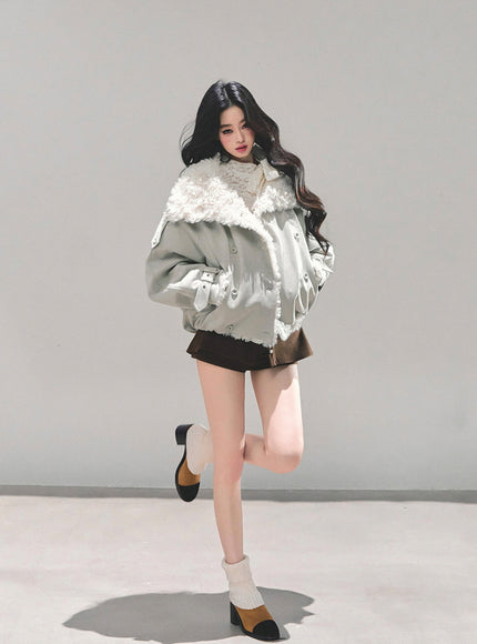 Winter Cloud Shearling Jacket - Light Blue