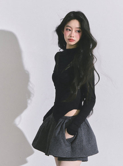 Bloom Lace V-Drape Top - Black