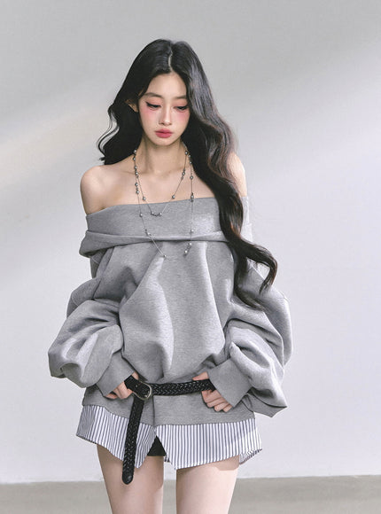 Off-Shoulder Gray Belt Sweatshirt