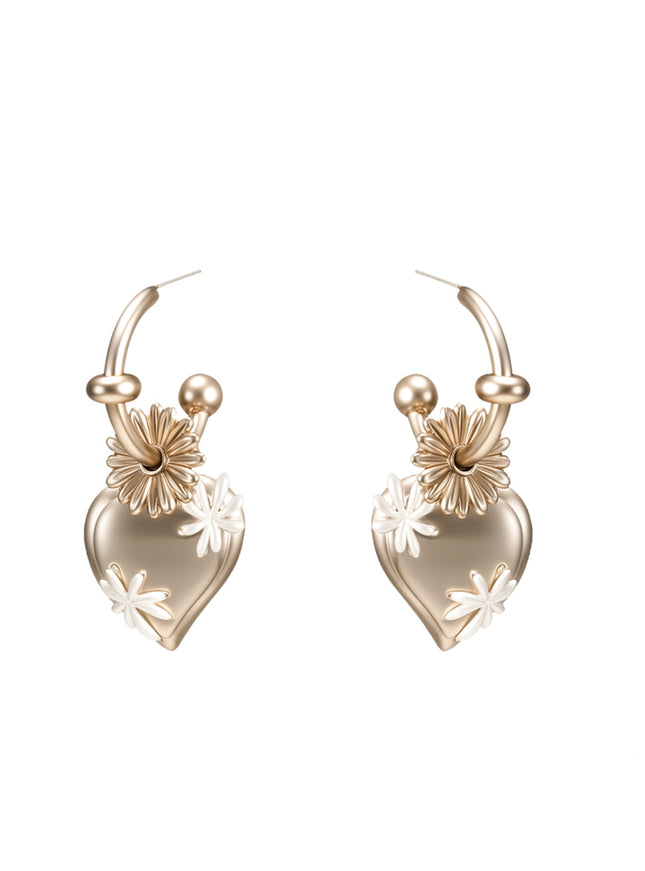 Blooming Daisy Heart Earrings