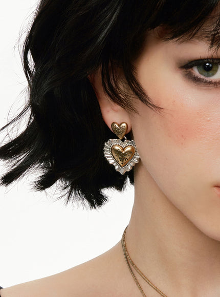 Vintage Ruffle Heart Earrings