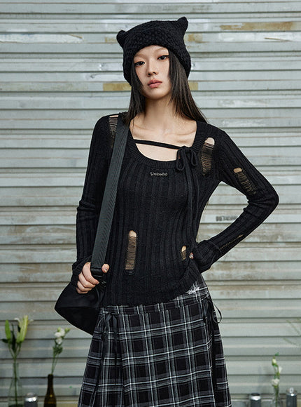Distressed Bow Knit Top - Black