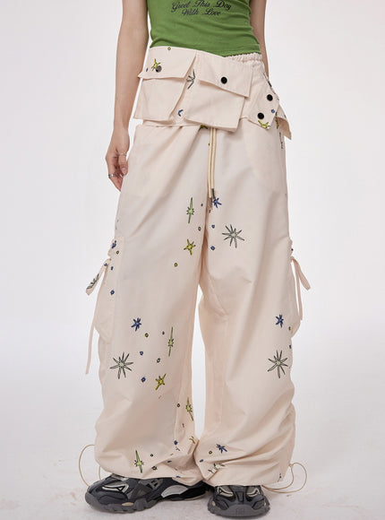 Star Embroidered Relaxed Cargo Pants