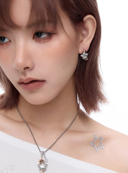 Moonlight Cat Pearl Earrings