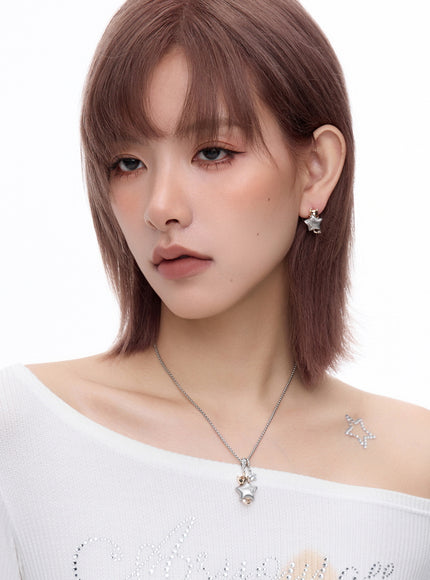 Moonlight Cat Pearl Earrings