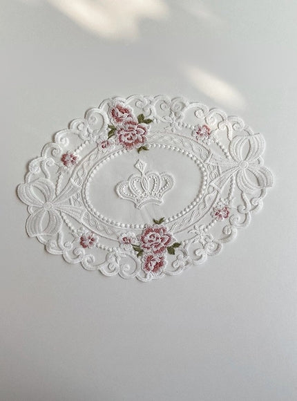 Lace Bloom Tray Mat