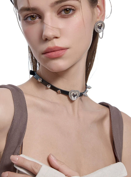 Love Hex Spike Choker