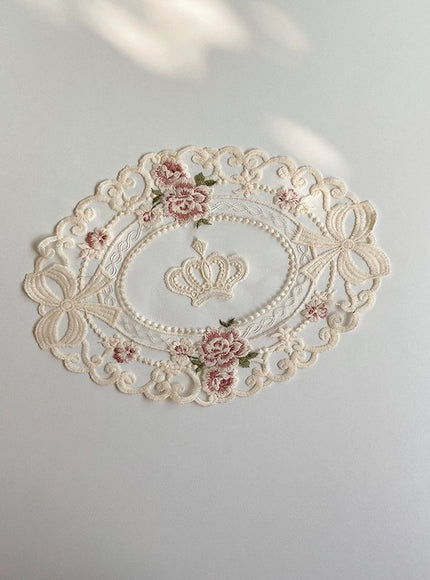 Lace Bloom Tray Mat