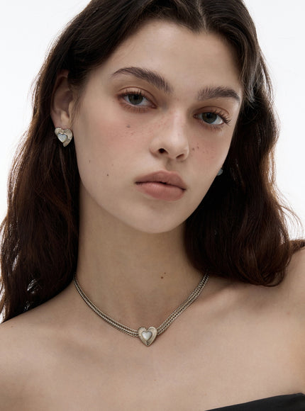 Lueur Heart Twist Chain Necklace