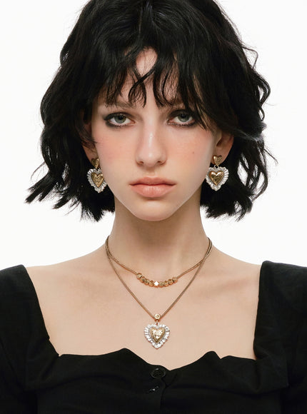 Vintage Ruffle Heart Necklace