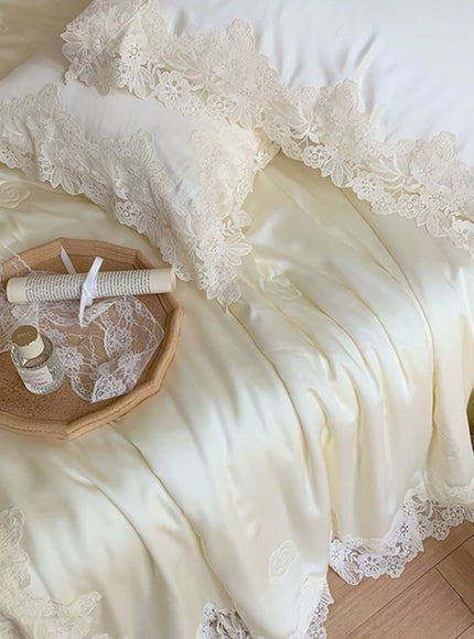 Lace Bloom Dream Bedding Set