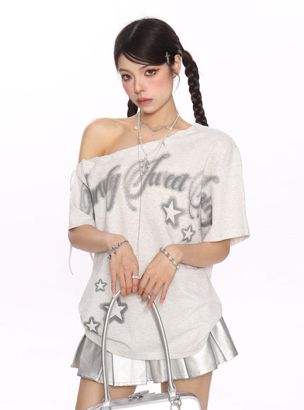 Star Graphic Oversized Top