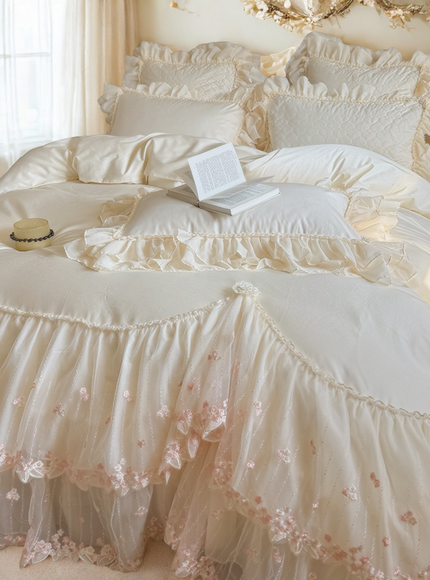 Ruffled Lace Canopy Bedding Set