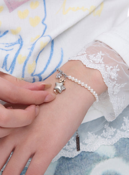 Moonlight Cat Pearl Bracelet
