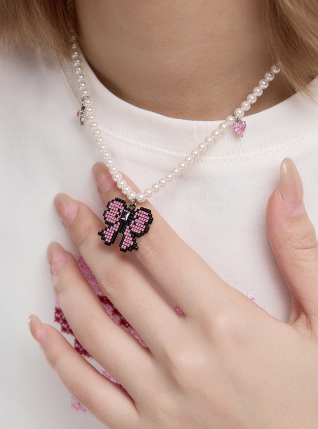 Pixel Bow Pearl Necklace