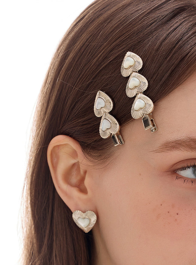 Lueur Heart Shell Hair Clips