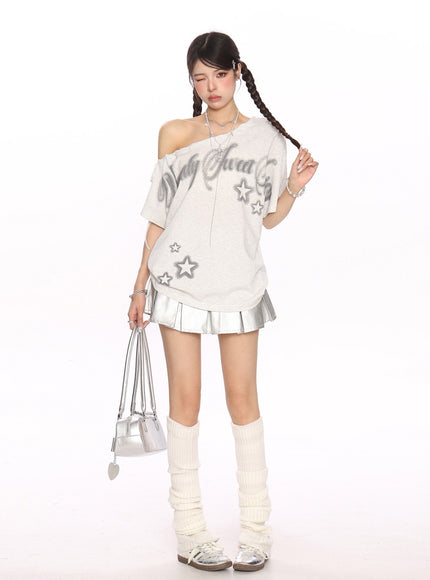 Star Graphic Oversized Top