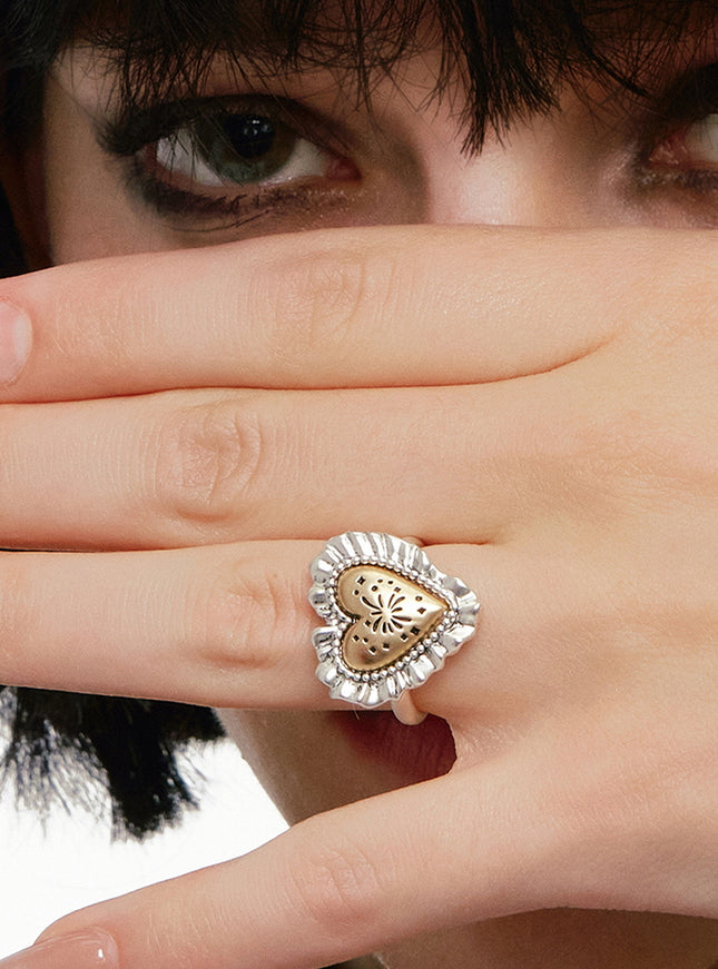 Vintage Ruffle Heart Ring