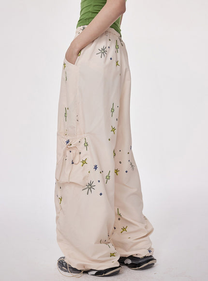 Star Embroidered Relaxed Cargo Pants