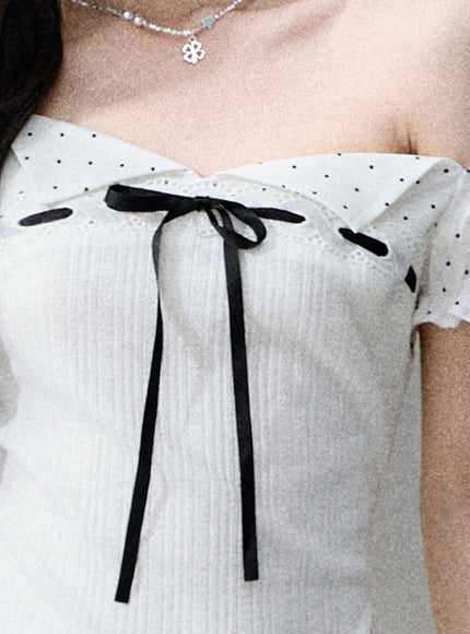 Ribbon Trim Puff Sleeve Top