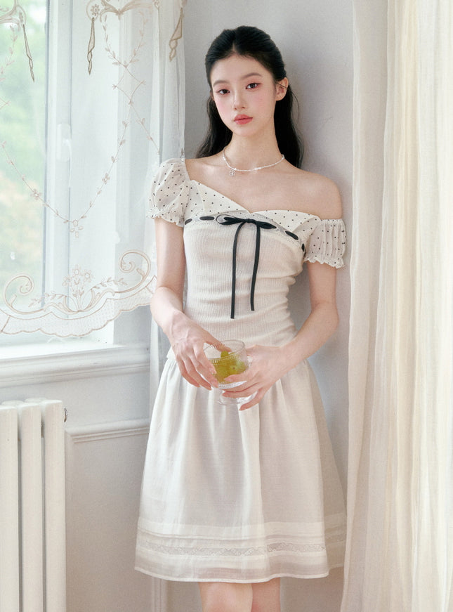 Ribbon Trim Puff Sleeve Top