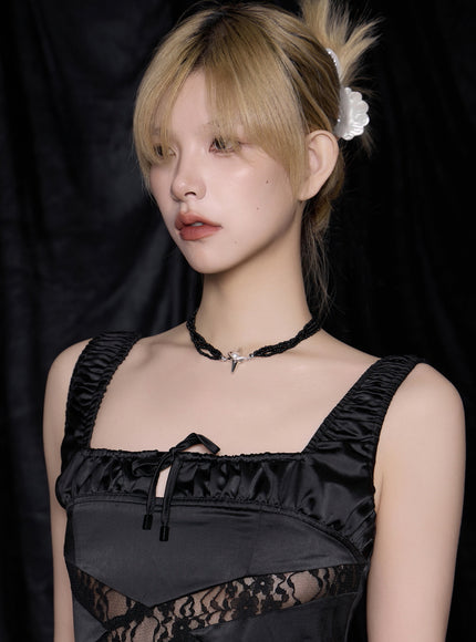 Stellar Pearl Beaded Choker