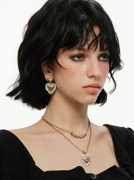 Vintage Ruffle Heart Earrings