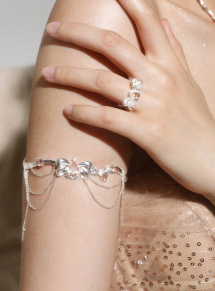 Amber Bow Chain Arm Cuff