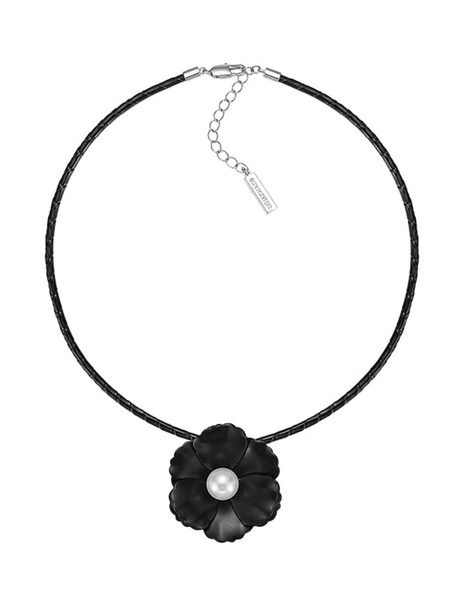 Velvet Noir Bloom Choker